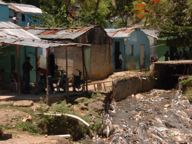 Die Armut In Der Karibik Und Lateinamerika Einschliesslich Dominikanische Republik Domrep Total